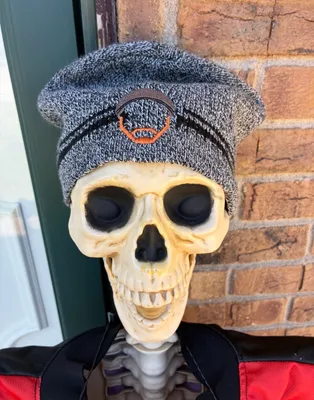 Fan wearing the beanie on the Wall of Gurusalem